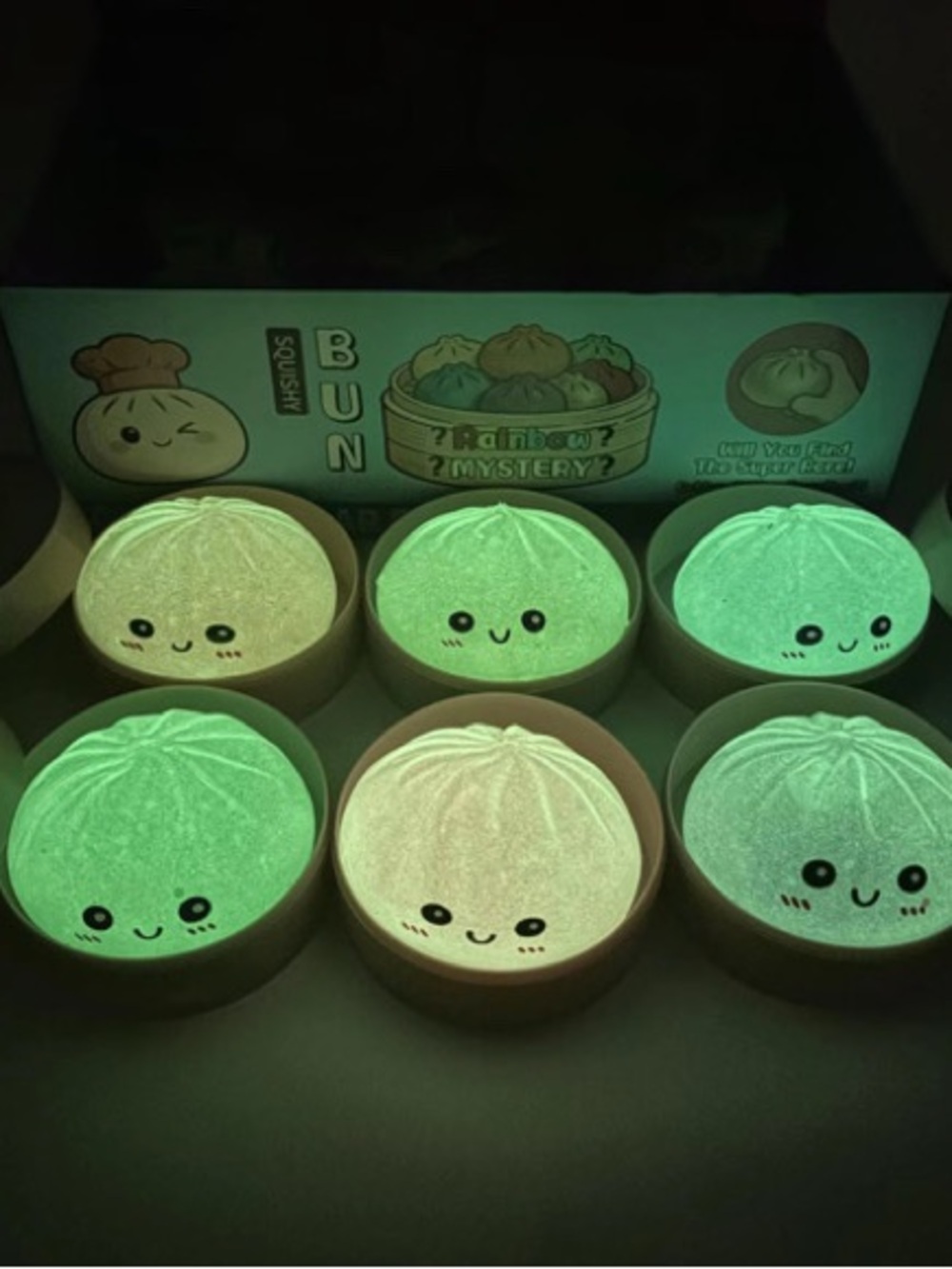 Glowing Squishy Bun Set - Green Glow
